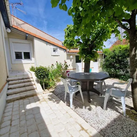 Maison Paisible Près De La Plage, 5 Pers, Jardin, Animaux Bienvenus - Fr-1-706-7 Châtelaillon-Plage